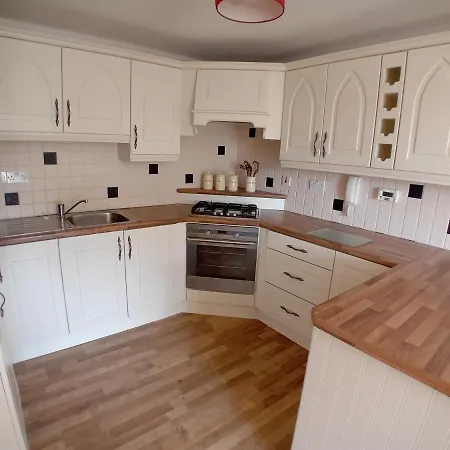 شقة The Red Door Townhouse *